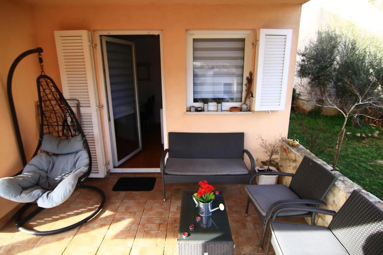 Manolo House Villa Pula 0*,
