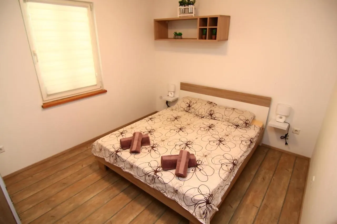 Вилла Manolo House Пула Дом отдыха